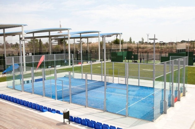 What is padel? This is a Padel Court 